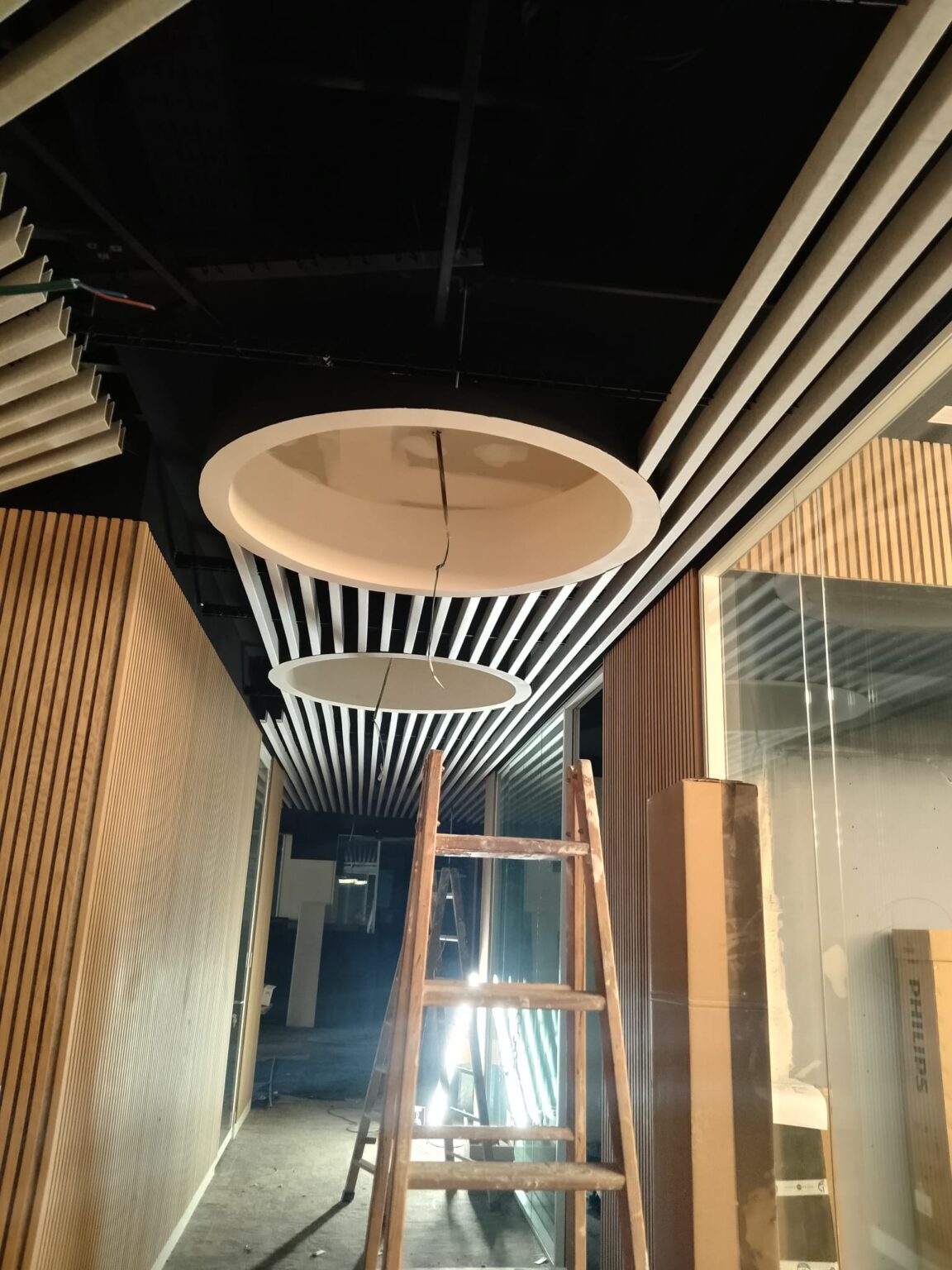 Servicio de montaje de estructuras decorativas en pladur para salones y comercios en La Rioja